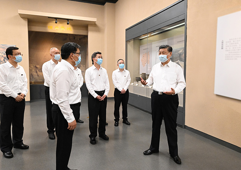 5月16日下昼，，，，，中共中央总书记、国家主席、中央军委主席习近平在前往陕西西安主持中国－中亚峰会途中，，，，，在山西运城博物馆考察。。。。。。